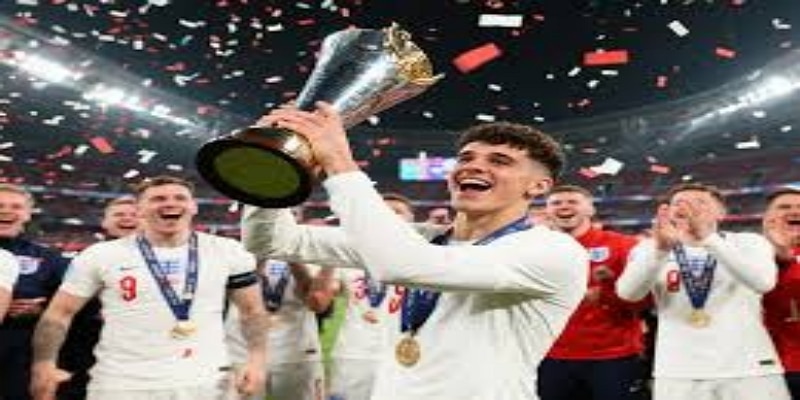 关键球员与战术剖析：新星崛起与体系演变-贝博体育