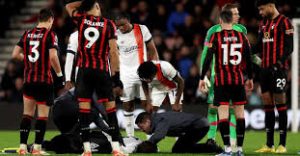 比赛回顾：从希望到崩盘的 90 分钟-贝博体育