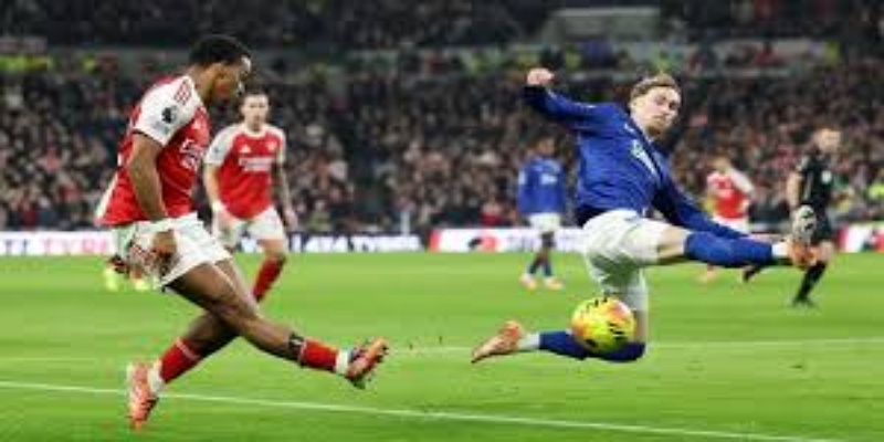 波切蒂诺回归呼声再起，贝博体育关注情感与现实的碰撞- 贝博体育