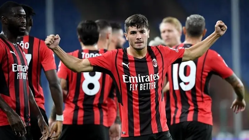 贝博体育AC米兰的战术结构解析